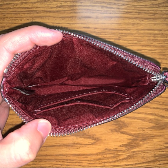 Coach Corner Zip Wristlet Wine Glitter Signature Leather - Picture 4 of 12